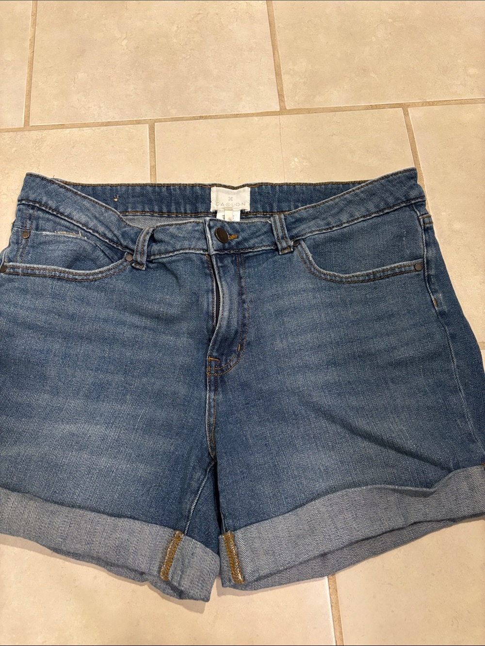 Caslon Boyfriend Classic Women's Denim Roll-Cuff Shorts Sz 30